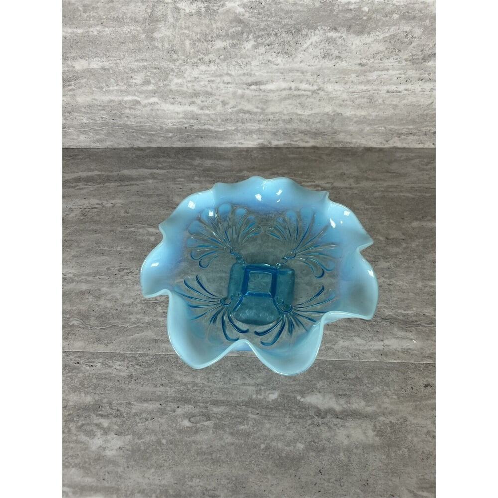 Northwood Blue Opalescent‎ Ruffled Candy Dish Shell Design Square Pedestal Base